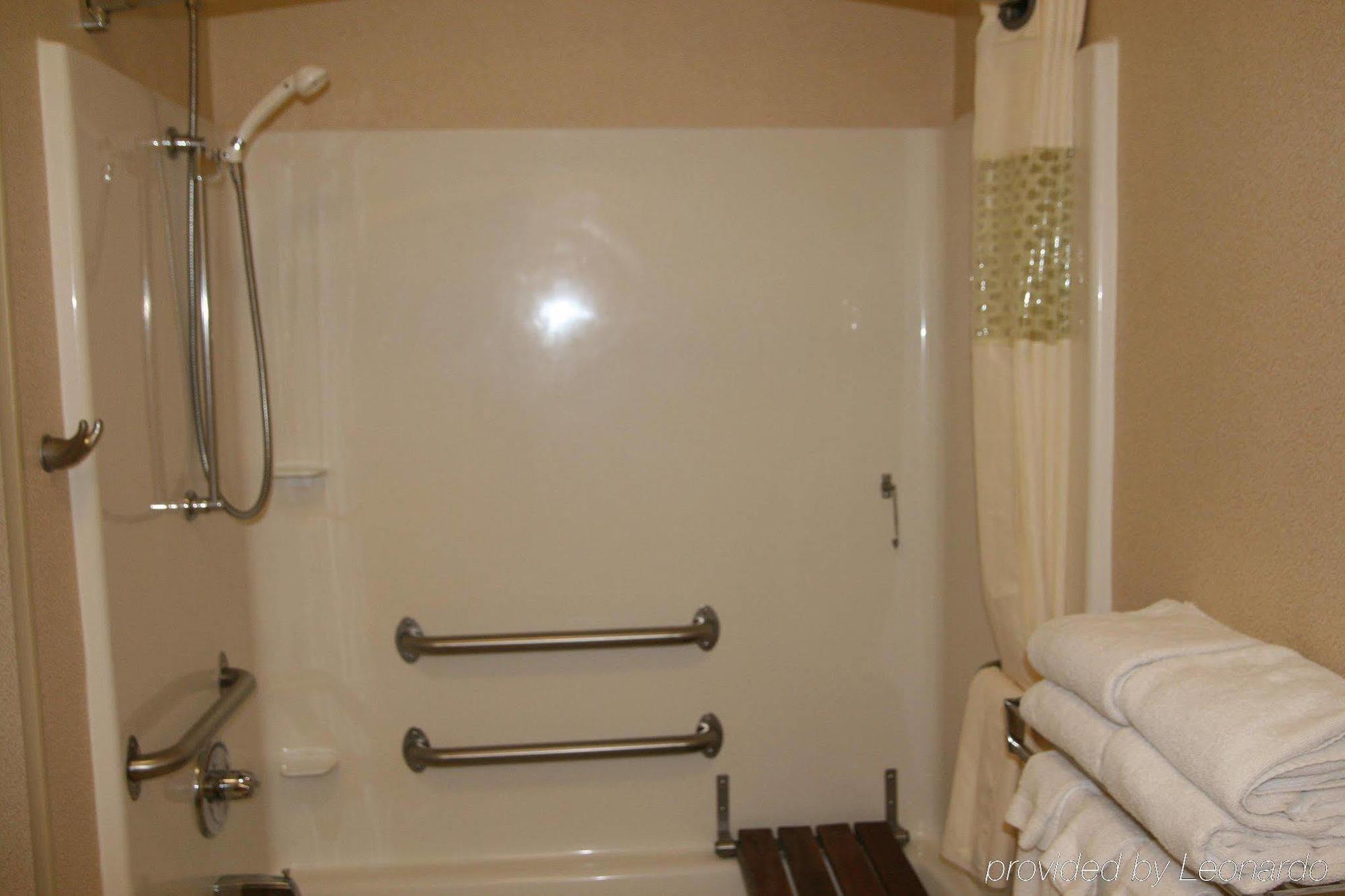 Montrose Hampton Inn Akron-Fairlawn מראה חיצוני תמונה