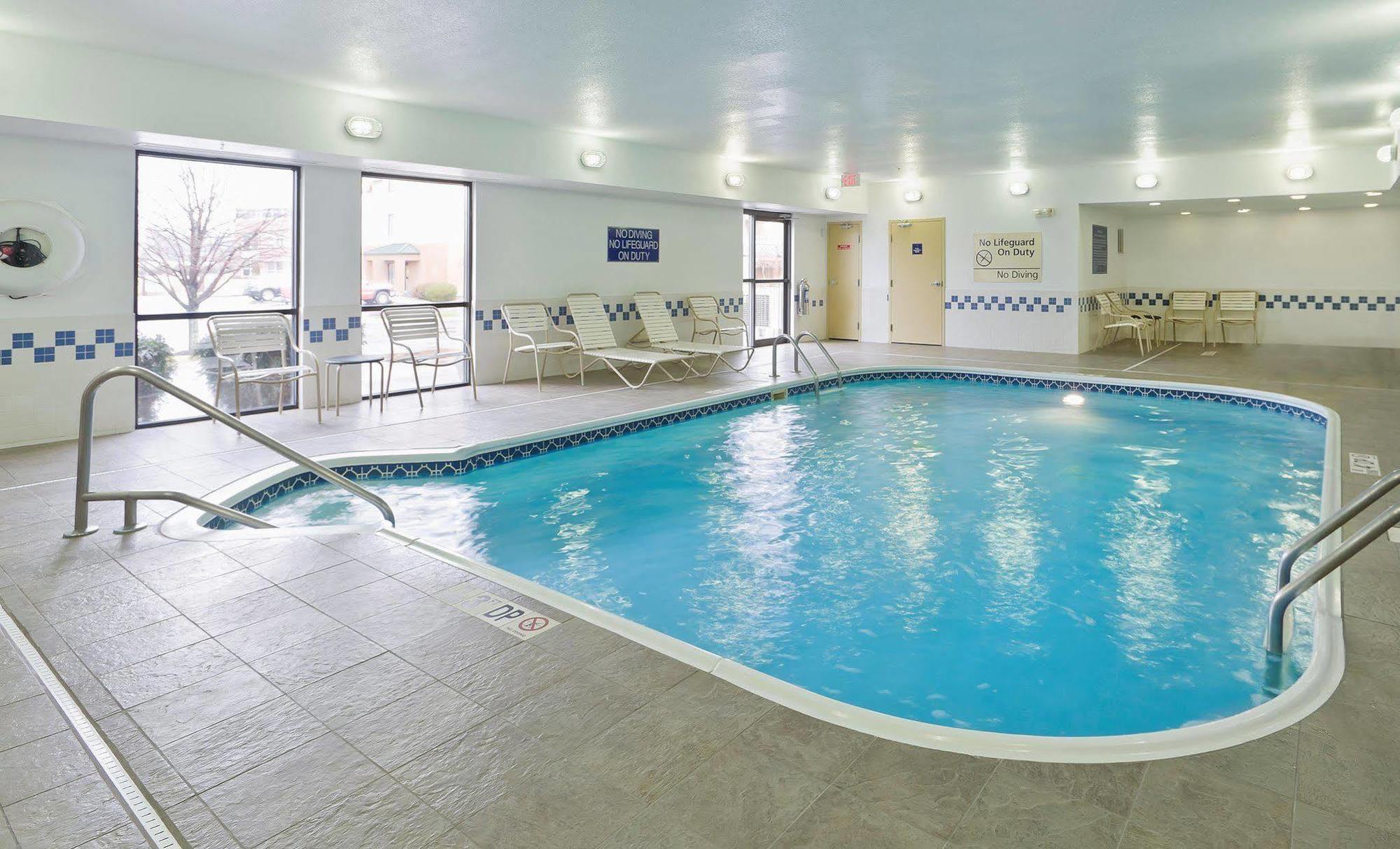 Montrose Hampton Inn Akron-Fairlawn מראה חיצוני תמונה